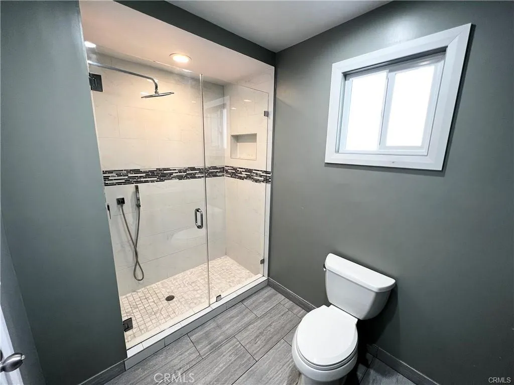 547 S Grande Vista Avenue, Los Angeles, California 90063 home-pic-9